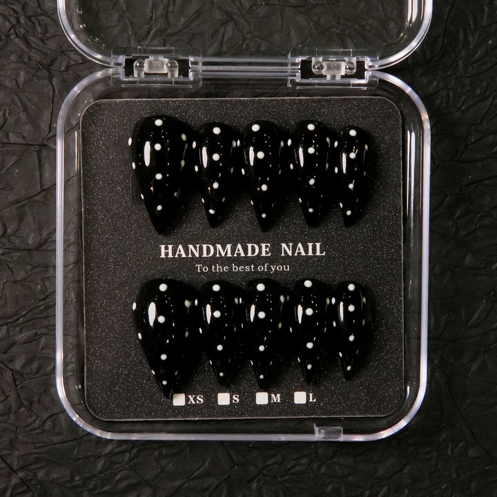 Artistic Stiletto Press-On Nail Set