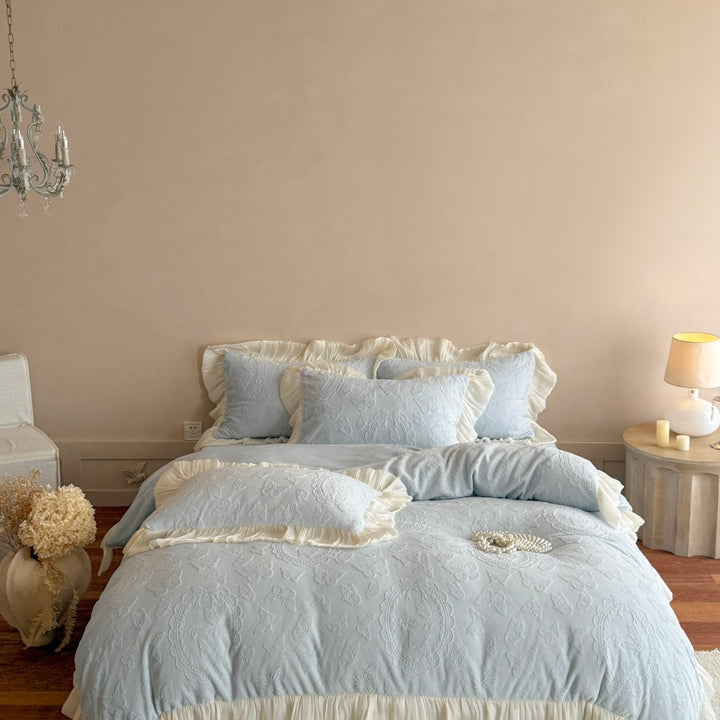 Ruffled Embroidered Cotton Duvet Cover Set with Quilted Butterfly Motif