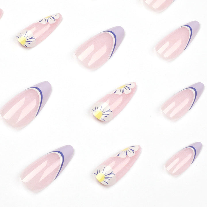 Artistic nail art with flower and ombre effects Stornfield