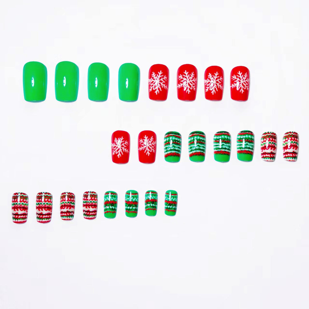 Artificial Nails in Festive Winter Design Stornfield