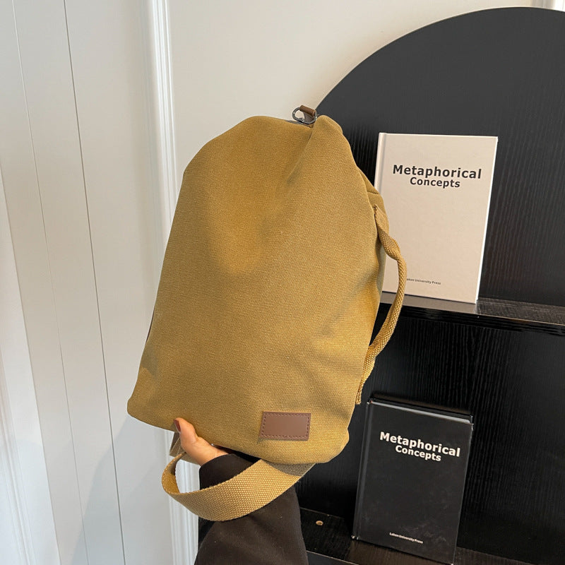 Multifunctional Leisure Bag with Structured Design Stornfield