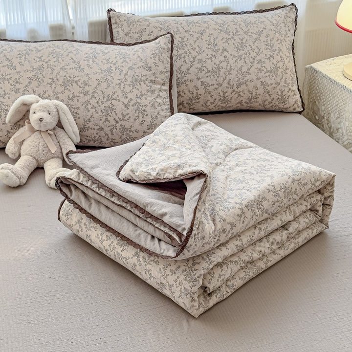 Floral Patterned Quilted Bedspread
