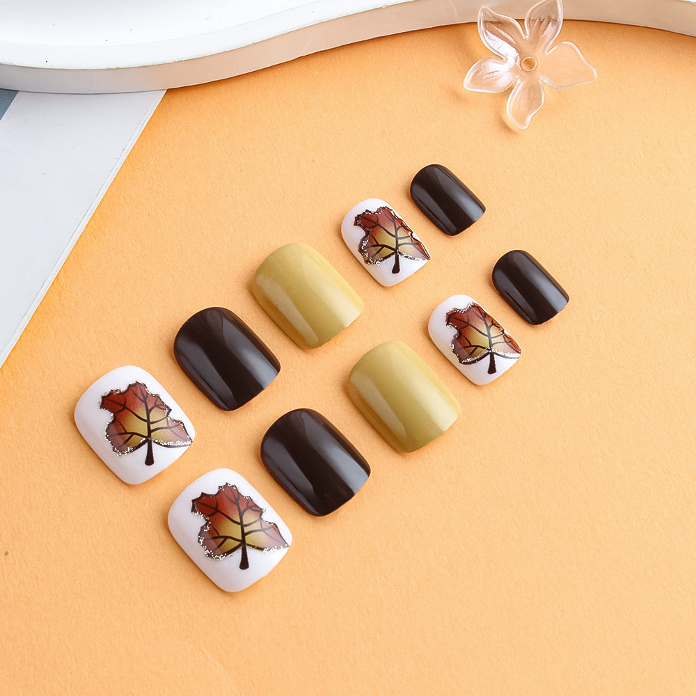 Seasonal Leaf-Themed Nail Art Stornfield