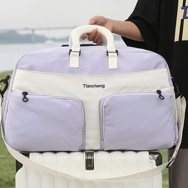Versatile Multi-Pocket Gym Holdall
