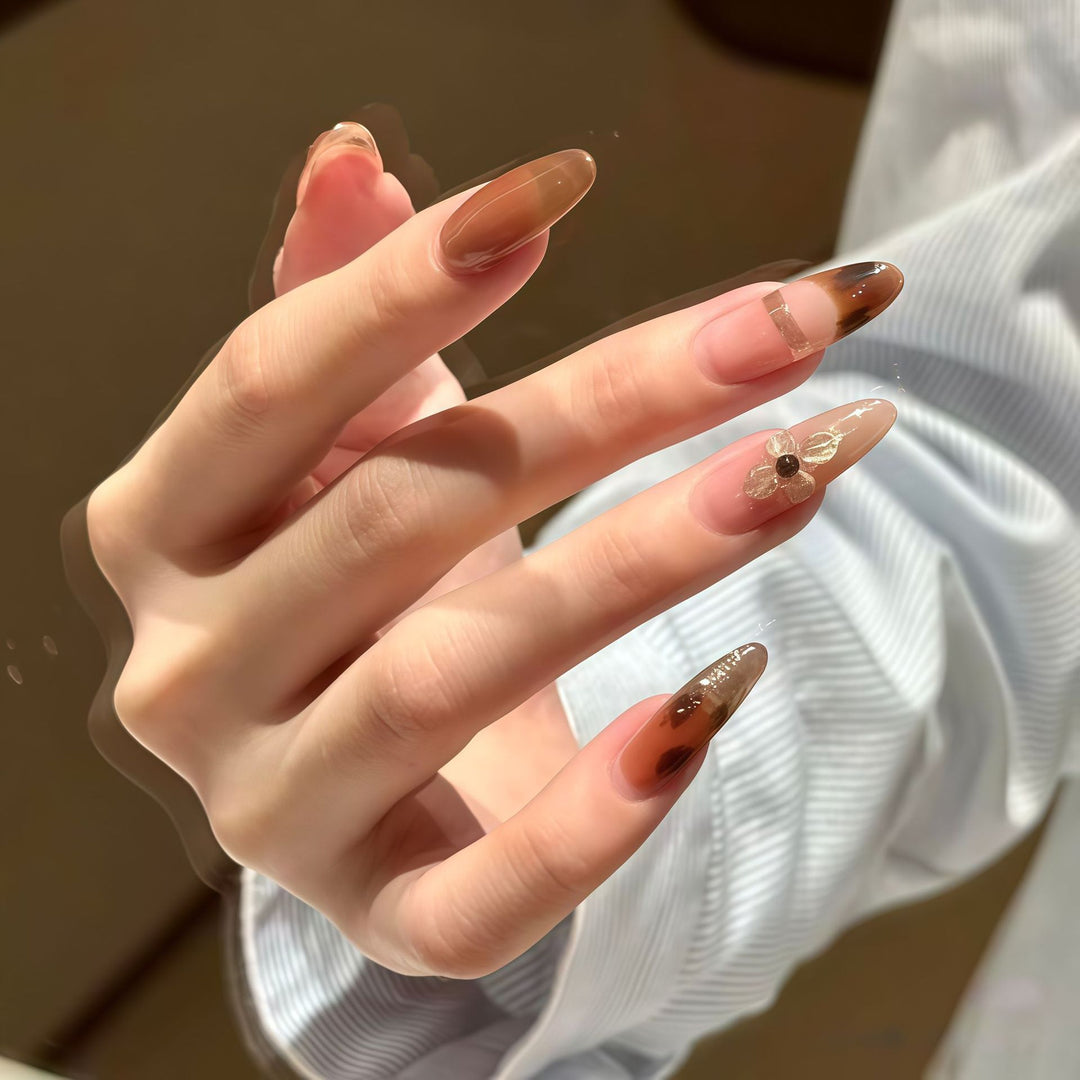 Elegant Decorative Press-On Nail Set Stornfield