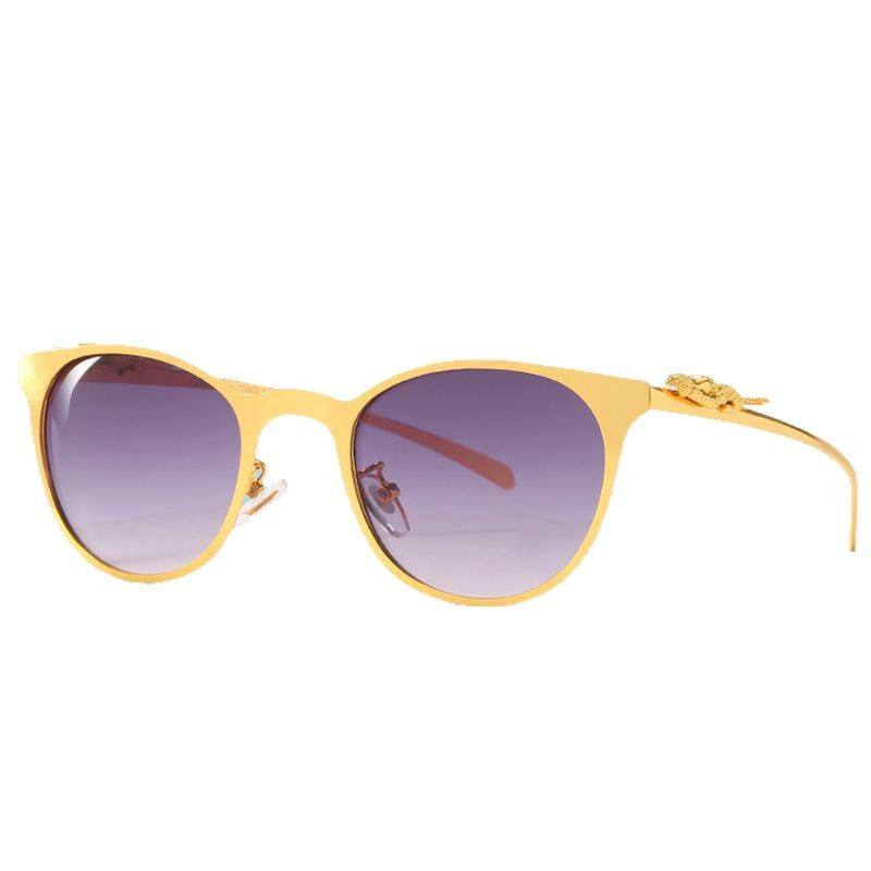 Women's corrective glasses with exclusive cat-eye frame and luxurious accents Stornfield