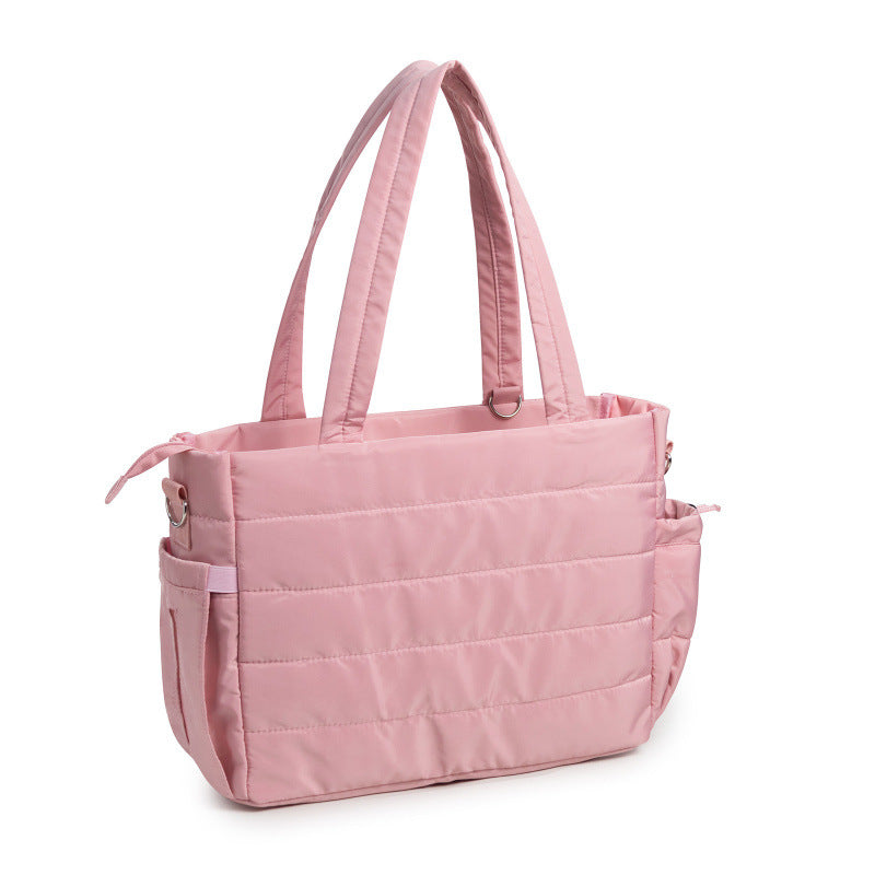 Fashionable Tote Bag with Spacious Compartments and Insulating Interior Stornfield