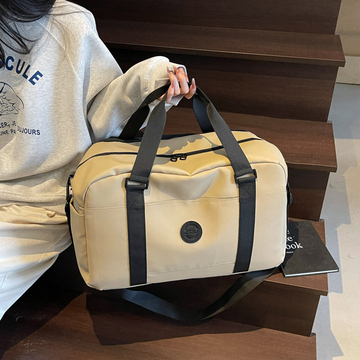 Multifunctional Travel Bag With Durable Outer Material And Practical Interior Stornfield