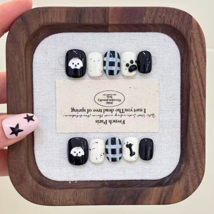 Stylish Themed Press-On Nail Art Set