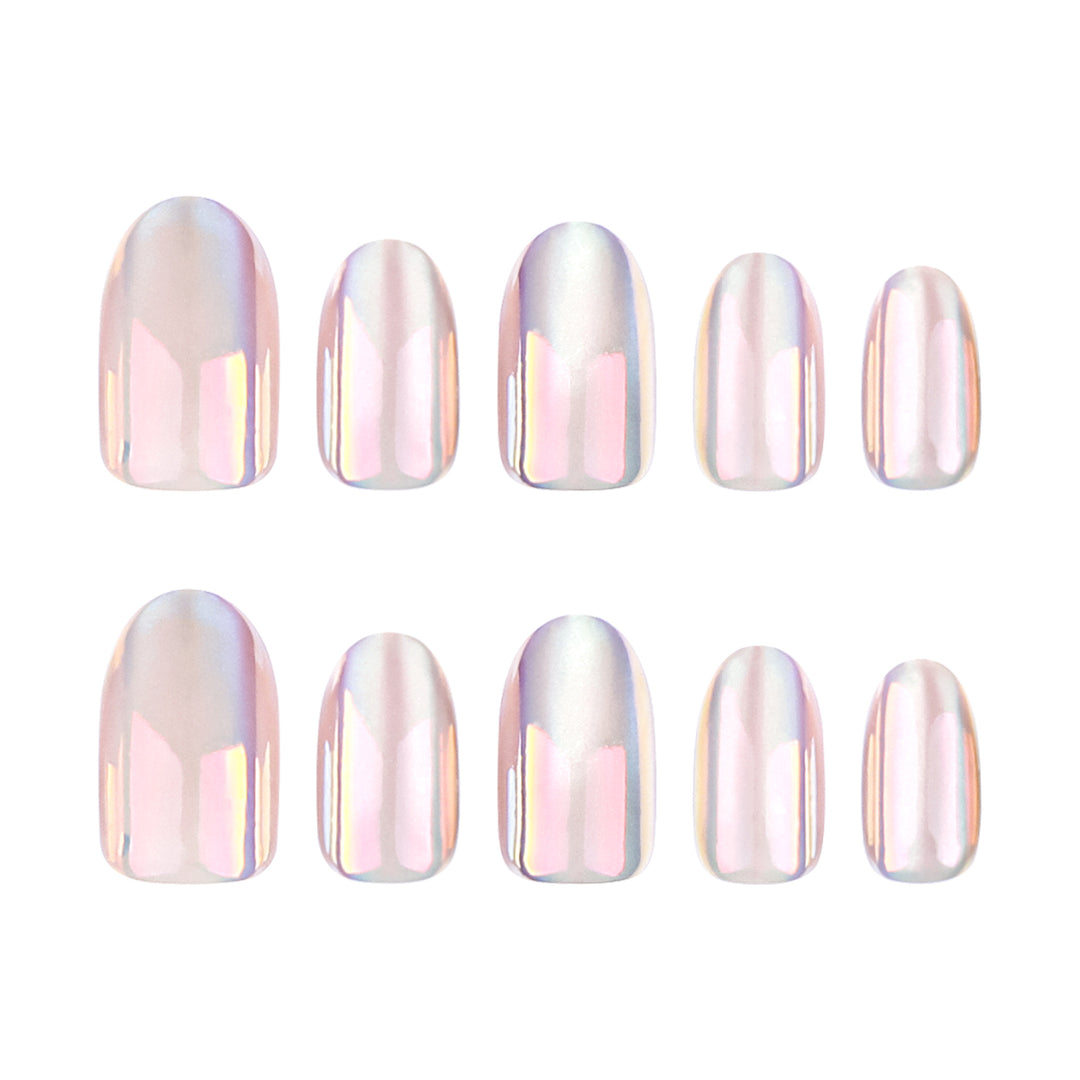 Trendy Nail Extensions with Shimmering Gradient Stornfield