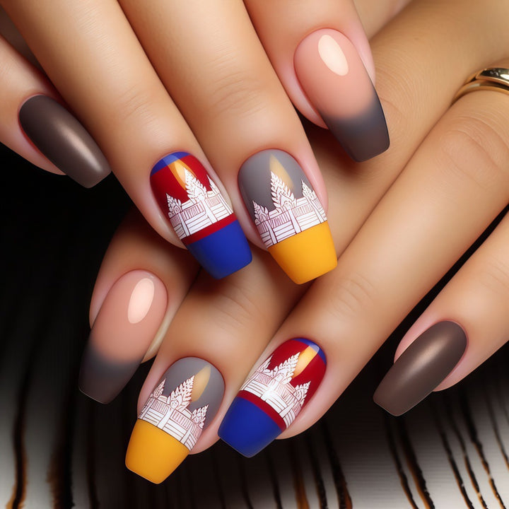 Artful Design Nails Stornfield