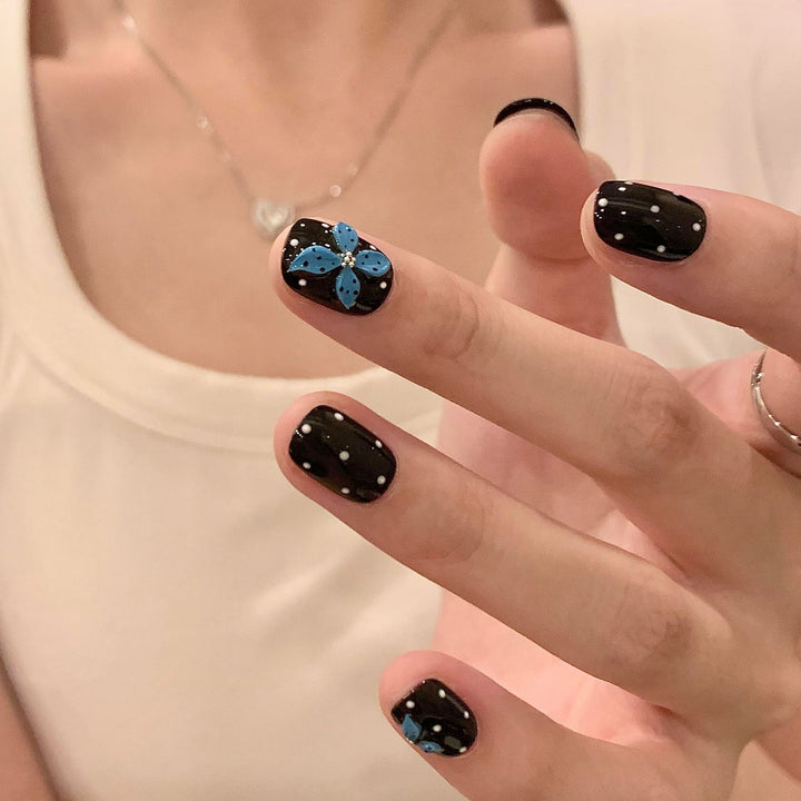 Artificial nails with colorful flower design Stornfield