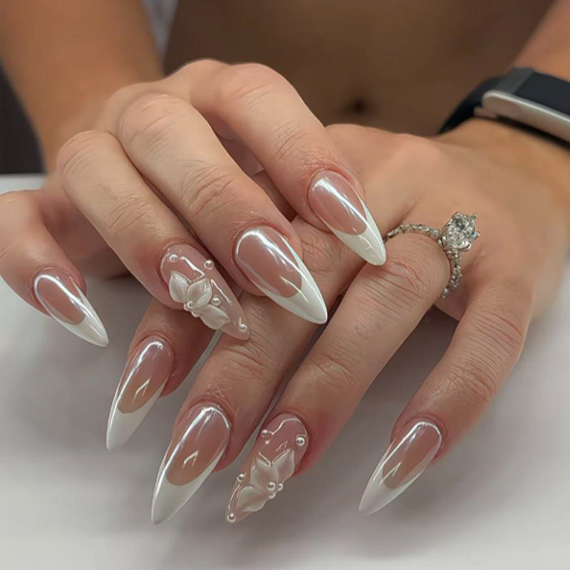 Artificial Nail Set with elegant tips and romantic accents Stornfield