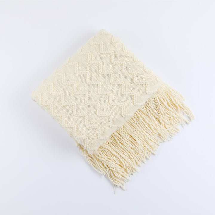 Women’s knitted blanket with textured wave pattern Stornfield