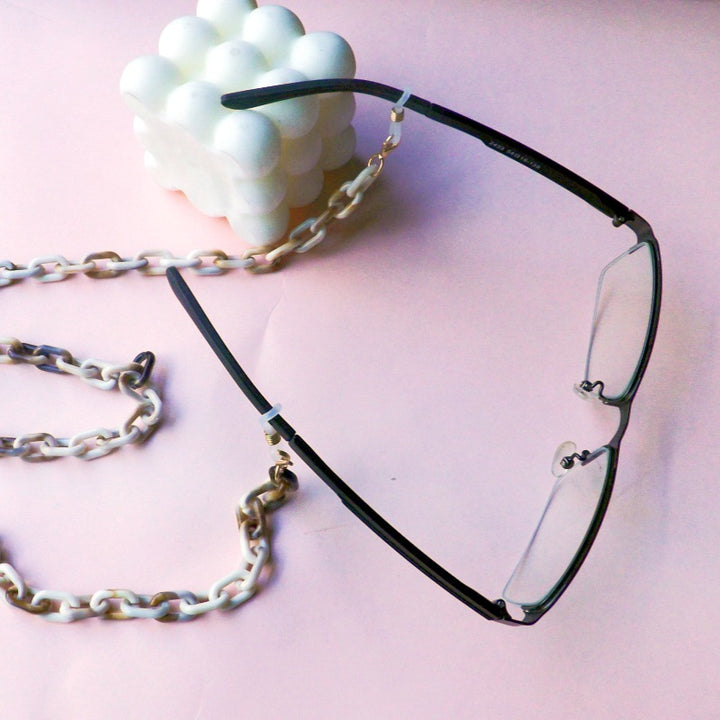 Fashionable Glasses Chain Made of High-Quality Plastic Stornfield