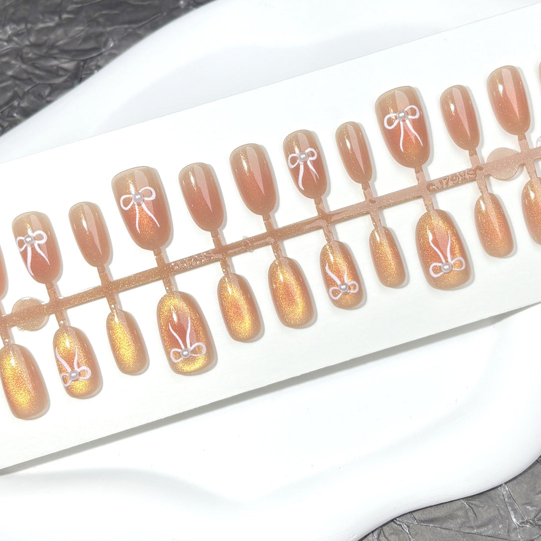 Luxury Press-On Nail Art Set