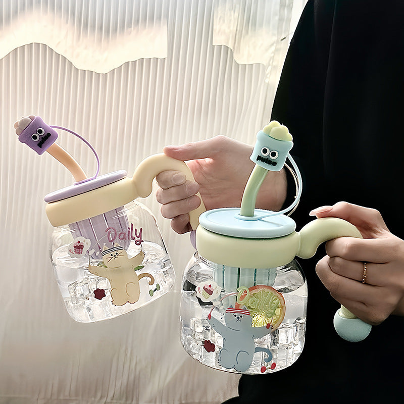 Women’s creative drinking bottle with integrated silicone straw Stornfield
