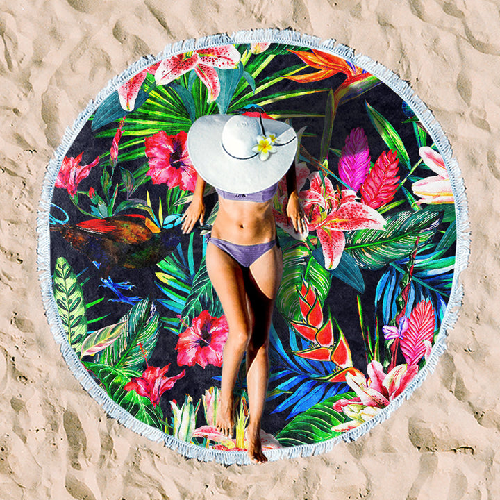 Round beach towel with tropical palm pattern Stornfield
