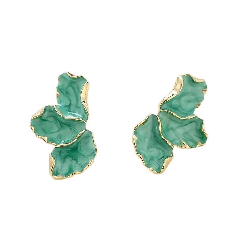 Fashionable earrings with feminine leaf design Stornfield