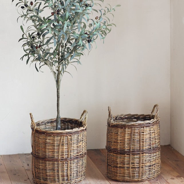 Handcrafted storage basket made of willow Stornfield