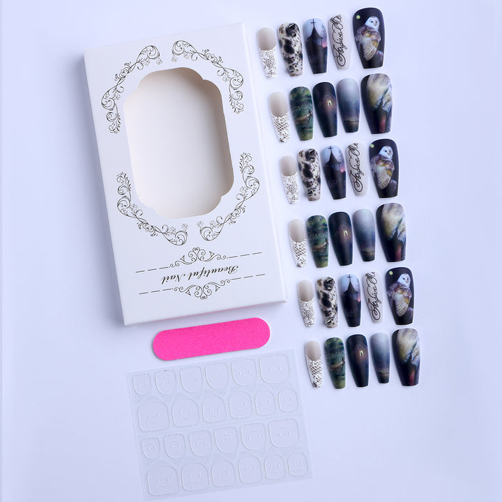 Artificial Nails with Artistic Designs Stornfield