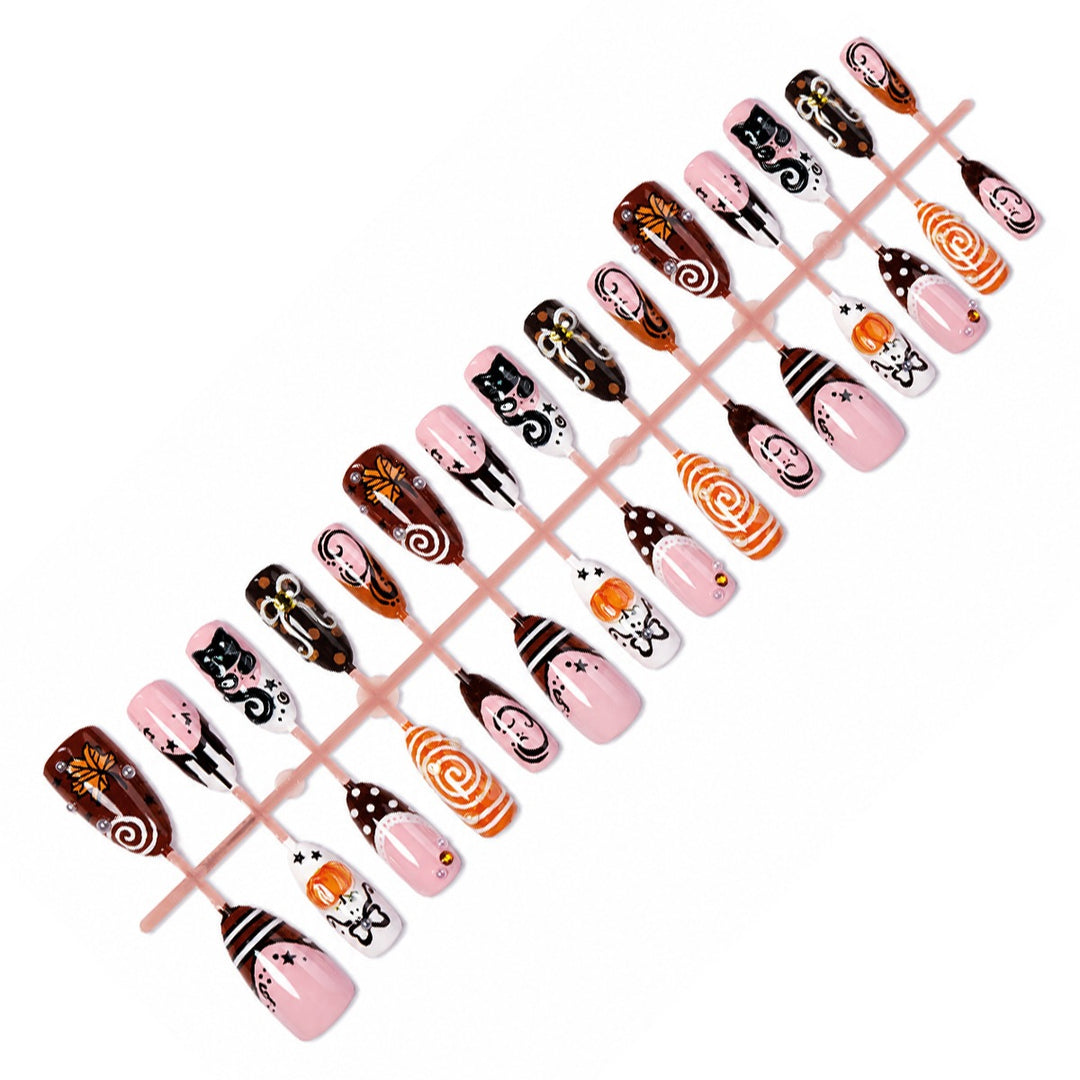 Playful designed artificial nails Stornfield