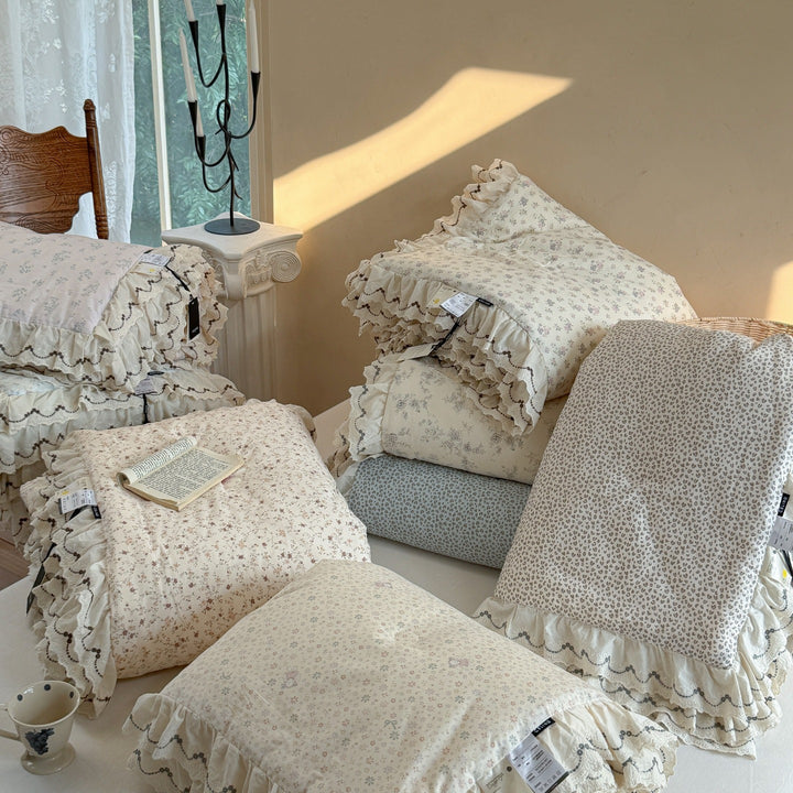 Quilted Cotton Duvet Cover Set with Ruffled Lace-Trim Pillow Shams