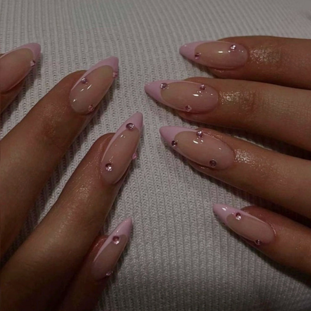 Artificial nail set with elegant glitter accents Stornfield