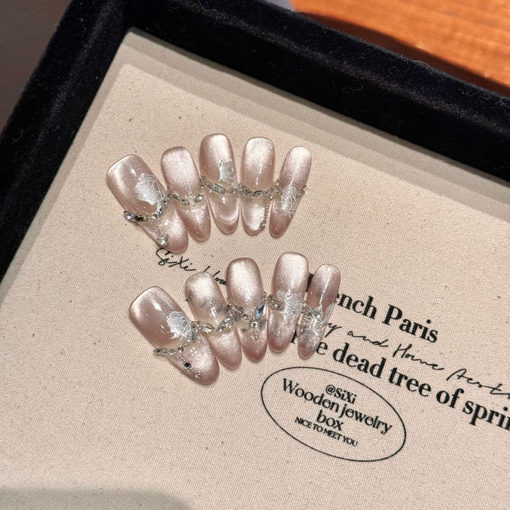Decorative Press-On Nails Stornfield