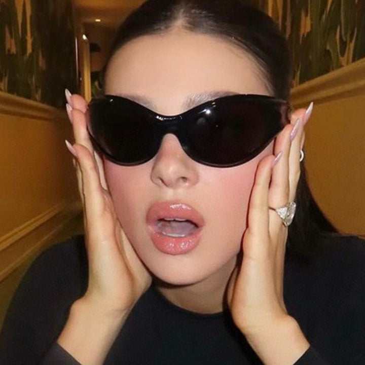 Women sporty sunglasses with aerodynamic design Stornfield