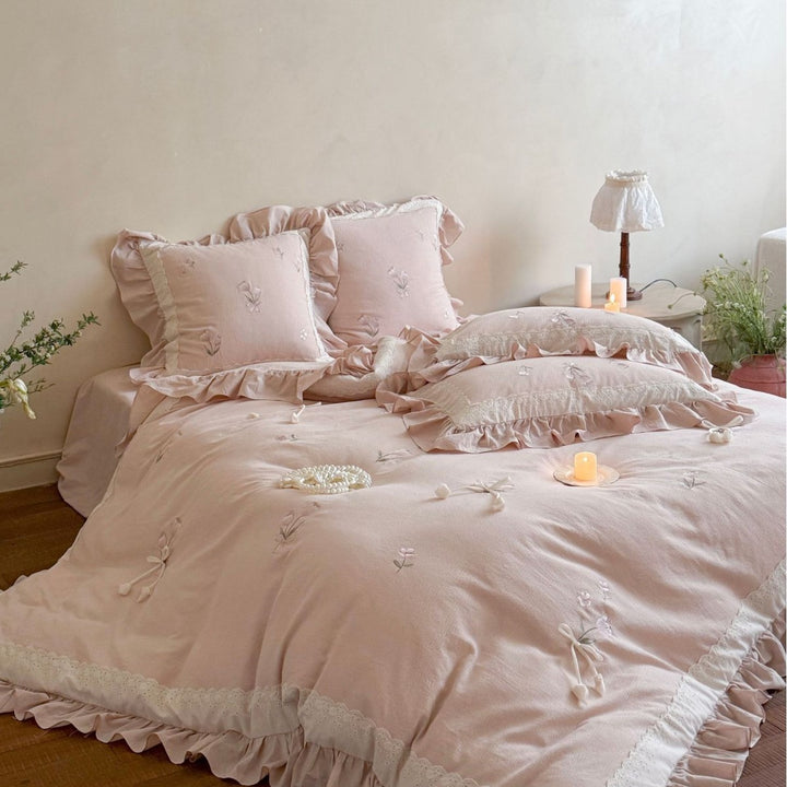 Romantic cotton bedding set with ruffles and floral embroidery