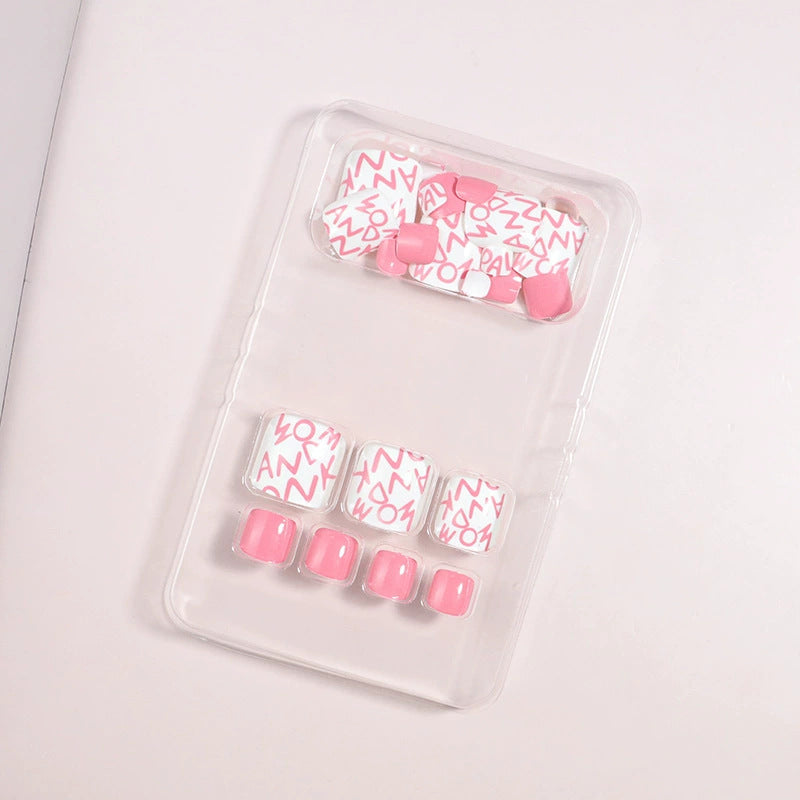Creative Themed Press-On Nail Set Stornfield