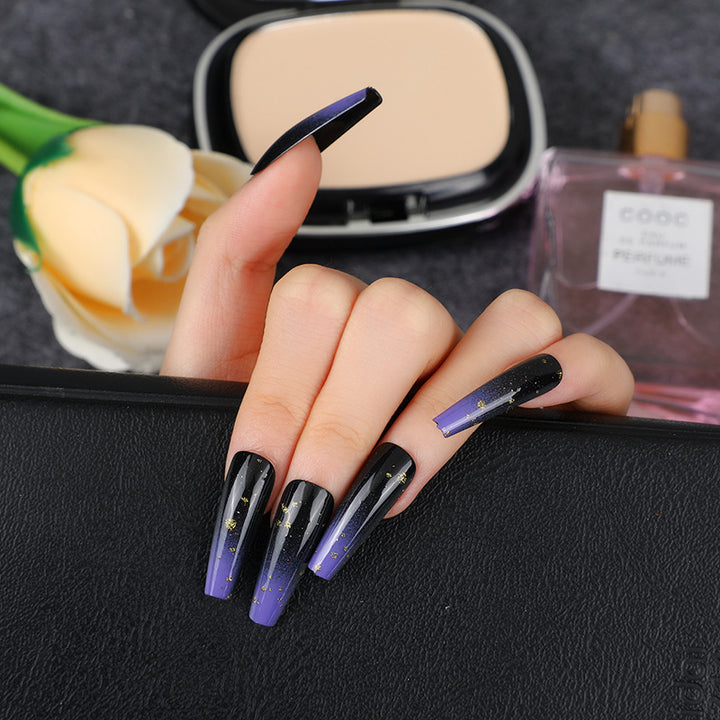 Elegant artificial nails with gold accents Stornfield