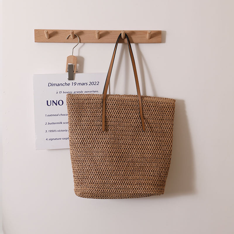 Braided shopping bag with elegant leather handles Stornfield