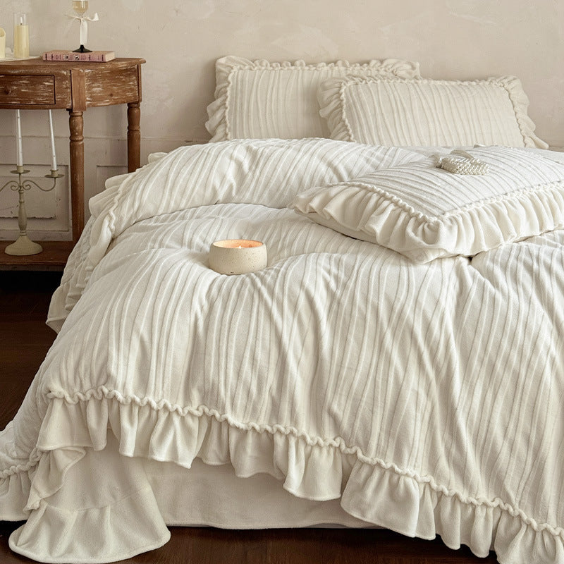 Ruffled Cotton Gauze Pin-Tuck Duvet Cover Set with Decorative Pillow Shams