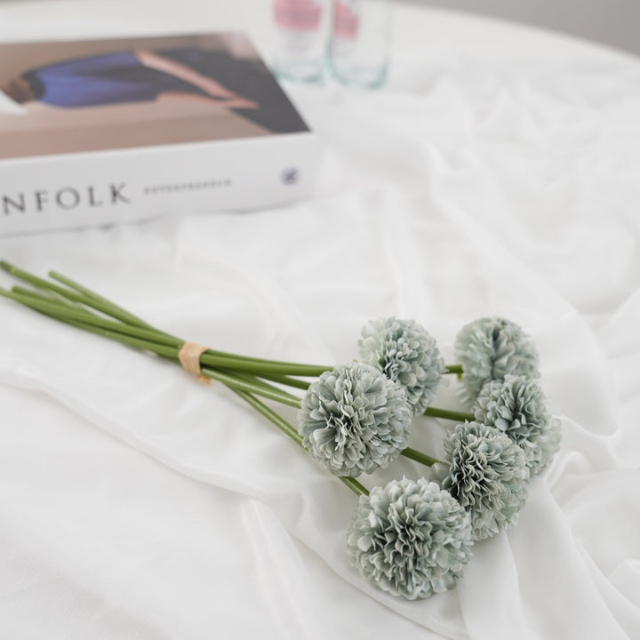 Elegant Floral Bouquet Stem
