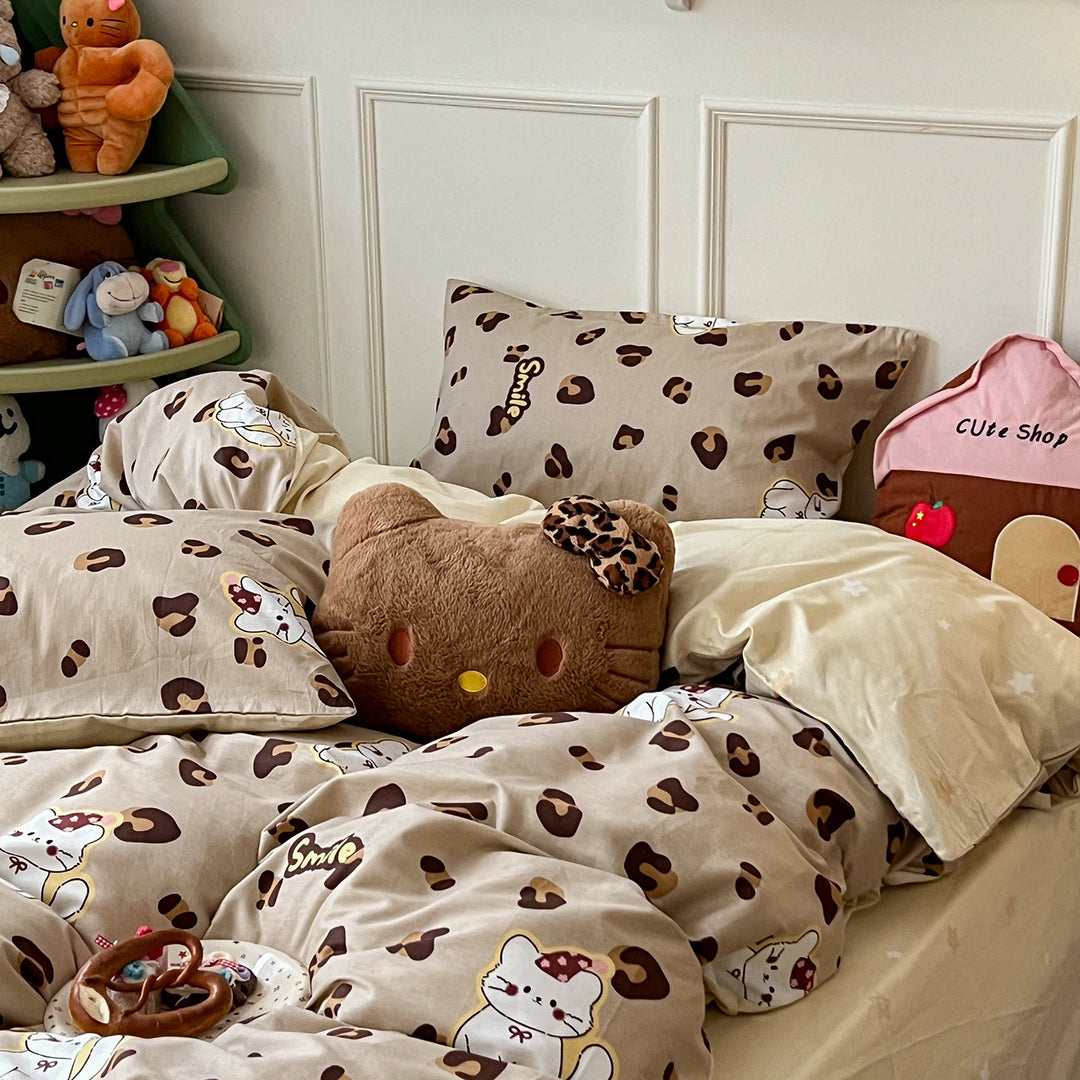 Playful Cartoon-Themed Bedspread Set
