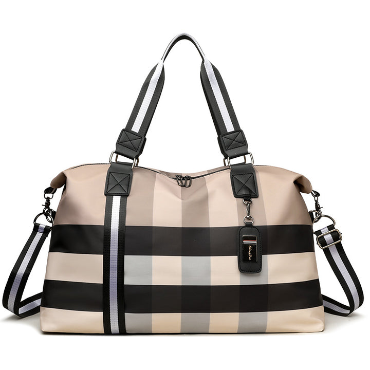 Sporty travel bag with intelligent compartment design Stornfield