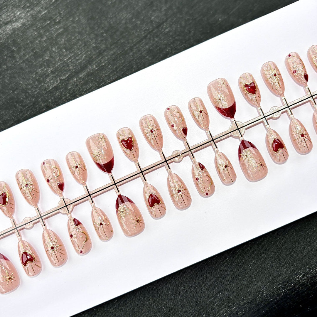 Premium Artistic Nail Design Press-On Kit