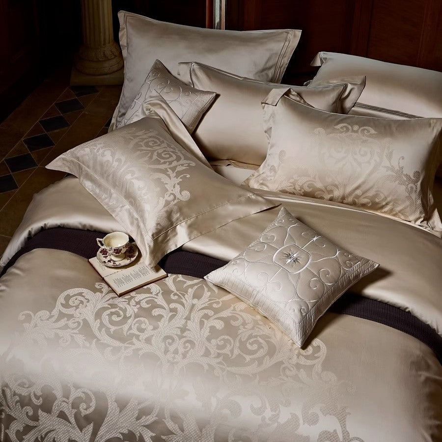 Luxury Jacquard Damask Cotton-Sateen Duvet Cover Set with Envelope Pillow Shams