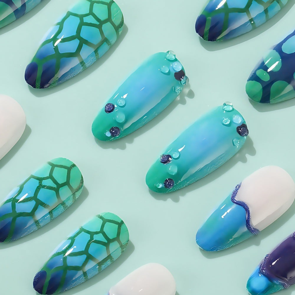 Mermaid Style Artificial Nails Stornfield