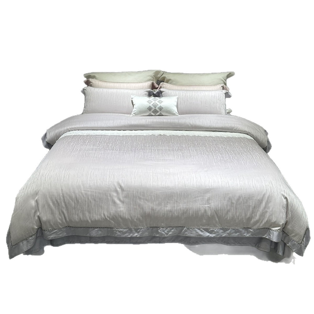 luxurious cotton satin bedding set with embroidered edge