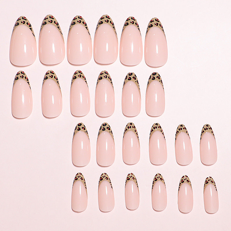 Elegant Leopard-Trimmed Press-On Nails Stornfield