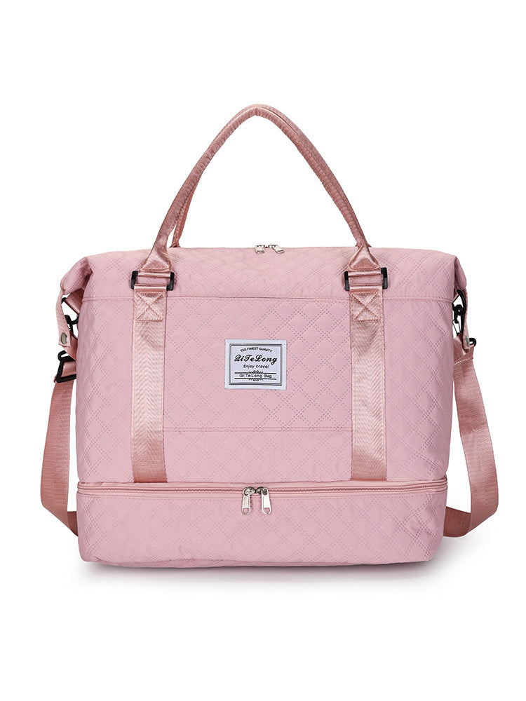 Quilted Multi-Compartment Travel Bag
