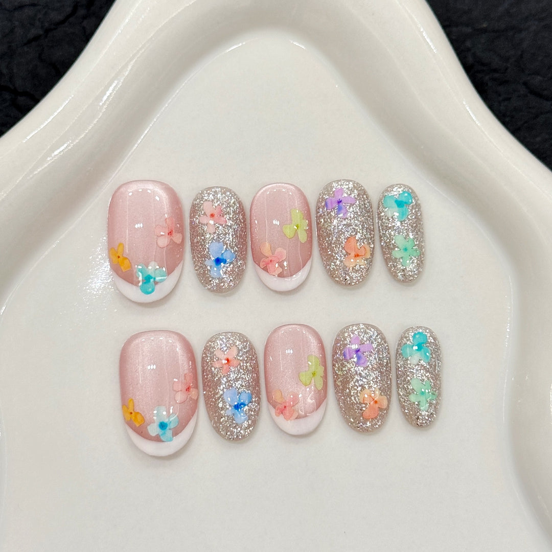 Decorative Press-On Nail Art Set with Floral Elements