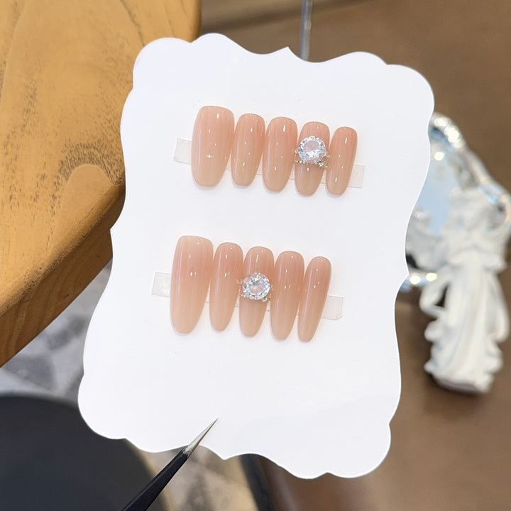 Artificial nails with stylish rhinestone detail Stornfield
