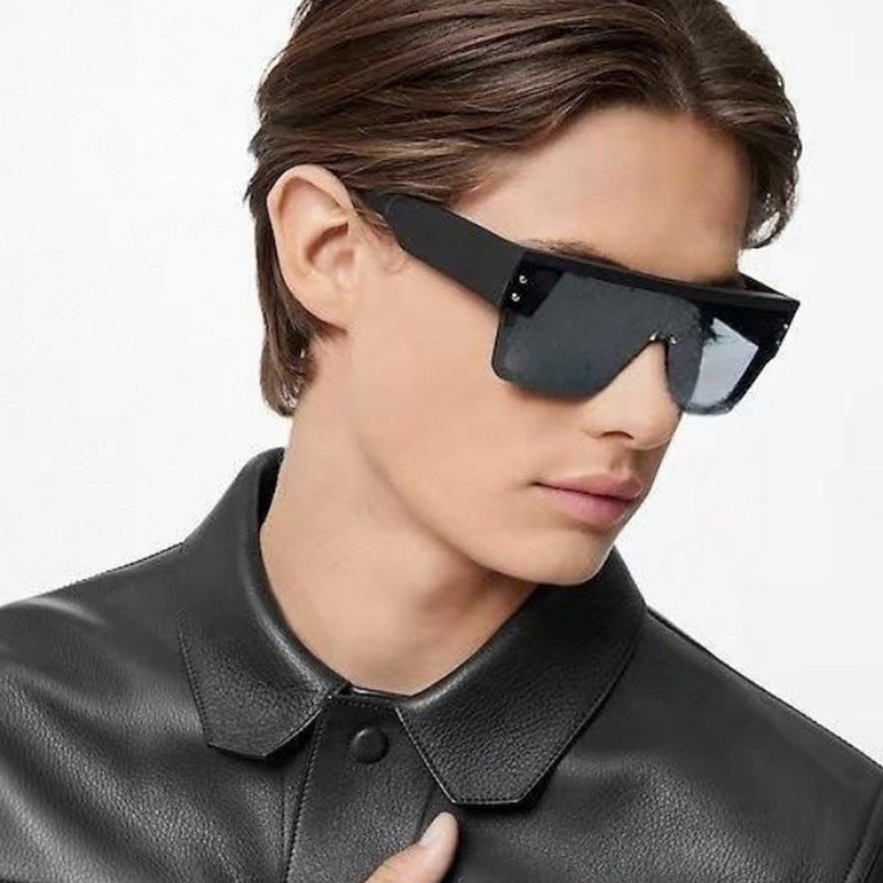 Women futuristic oversized sunglasses with clear lenses Stornfield