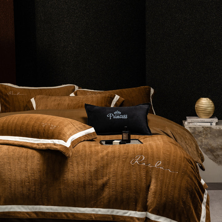 Luxurious velvet bedding set with relief structure and decorative trim