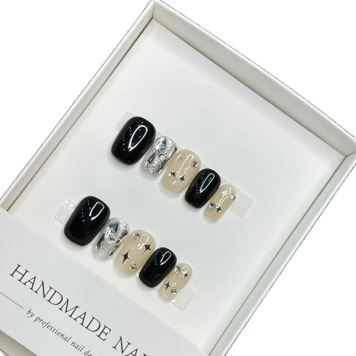 Handmade Press-On Nail Art Set with Decorative Metallic Accents