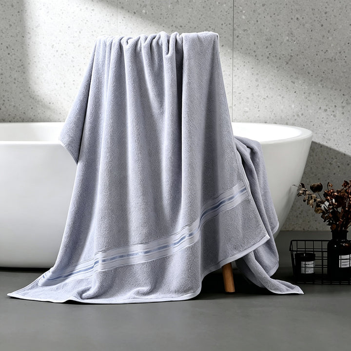 High-quality terry bath towel with elegant stripe detail Stornfield